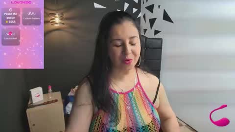 Snapshot of agatathompson chatting on September 22, 6:43 pm A G A T A T H O M P S O N online show from September 22, 6:43 pm