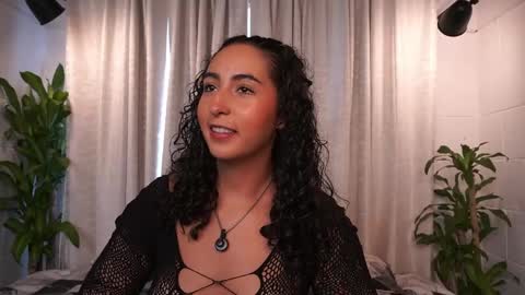 Snapshot of agatha_collinss chatting on May 7, 7:08 pm Val inst agatha clls online show from May 7, 7:08 pm