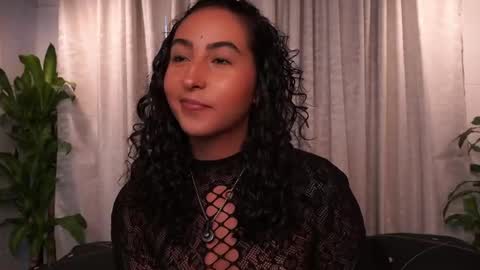 Snapshot of agatha_collinss chatting on May 20, 7:53 pm Val inst agatha clls online show from May 20, 7:53 pm