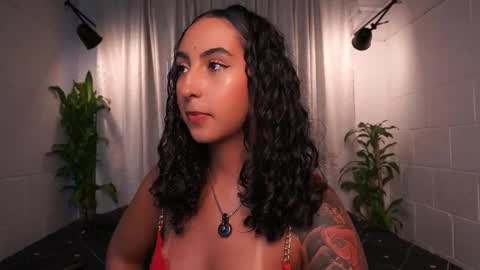 Snapshot of agatha_collinss chatting on May 22, 7:52 pm Val inst agatha clls online show from May 22, 7:52 pm