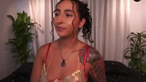 Snapshot of agatha_collinss chatting on May 29, 7:56 pm Val inst agatha clls online show from May 29, 7:56 pm