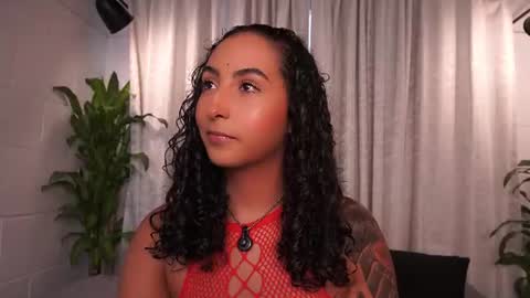 Snapshot of agatha_collinss chatting on June 29, 8:53 pm Val inst agatha clls online show from June 29, 8:53 pm