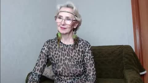 Agatha online show from November 30, 3:38 pm