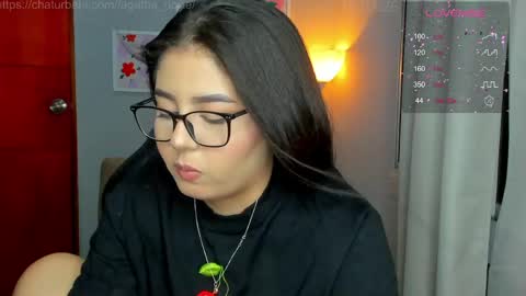 Cat online show from March 19, 3:32 am