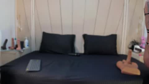 Agatha Steel online show from April 15, 7:32 pm