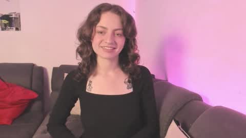 Camila     2 online show from October 9, 11:58 pm