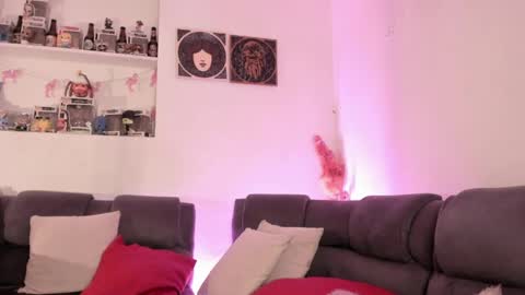 Camila     2 online show from April 15, 12:28 am