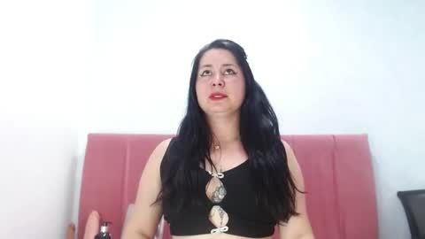 agathacorlincm101 online show from November 9, 8:29 pm