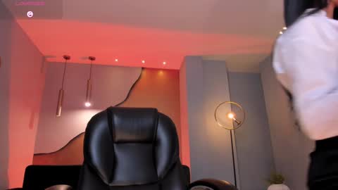 Agatha online show from February 4, 1:56 am