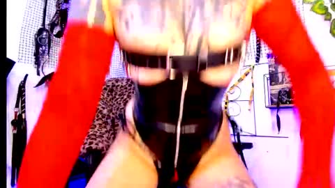 Snapshot of agathamoonn chatting on February 11, 9:09 pm Agatha Fox online show from February 11, 9:09 pm