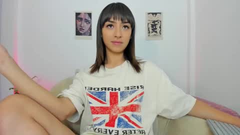 Snapshot of agathauwuart chatting on September 13, 7:52 am Agatha online show from September 13, 7:52 am