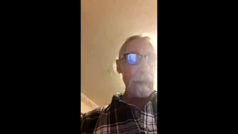 Snapshot of agedhardwood59618233 chatting on February 16, 8:43 am agedhardwood59618233 online show from February 16, 8:43 am