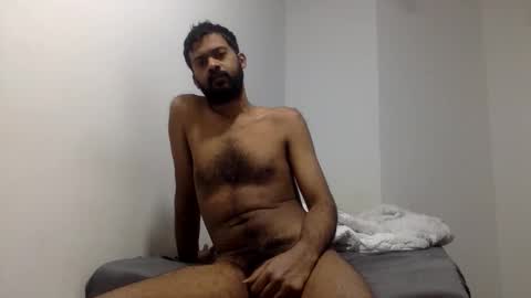 aggaggs online show from March 29, 4:23 am