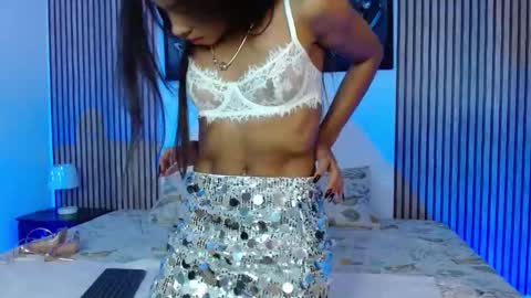 aghata walkerl online show from November 10, 2:10 am