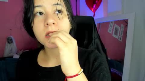 Snapshot of agnes_21 chatting on October 18, 2:18 pm ines online show from October 18, 2:18 pm