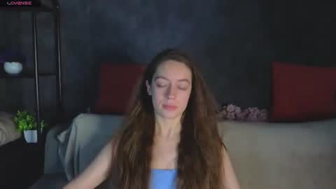 Snapshot of agnes_wells chatting on June 27, 1:10 am agnes wells online show from June 27, 1:10 am