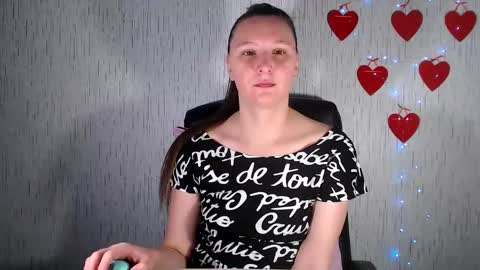 Snapshot of agnete_ chatting on February 5, 5:20 am encyclopedia of naughty online show from February 5, 5:20 am