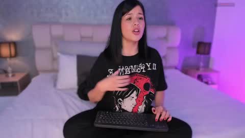 Ahmara  online show from February 22, 3:03 pm