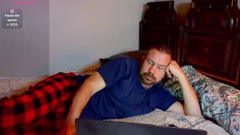 Snapshot of ahardman10 chatting on February 16, 12:40 am Blue Eyed Handsome Man online show from February 16, 12:40 am