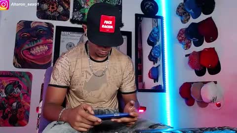 Snapshot of aharon_sexo1 chatting on January 1, 2:30 am Aharon Zamora online show from January 1, 2:30 am