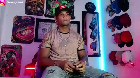 Snapshot of aharon_sexo1 chatting on January 1, 6:47 am Aharon Zamora online show from January 1, 6:47 am