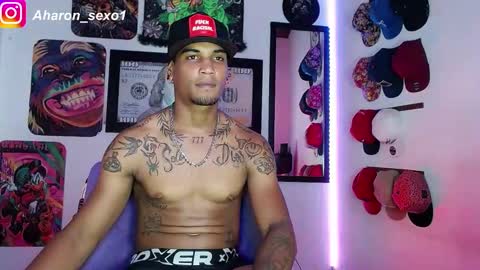 Snapshot of aharon_sexo1 chatting on January 8, 7:34 am Aharon Zamora online show from January 8, 7:34 am