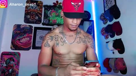 Snapshot of aharon_sexo1 chatting on January 12, 10:56 am Aharon Zamora online show from January 12, 10:56 am