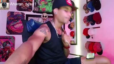 Snapshot of aharon_sexo1 chatting on January 19, 10:39 pm Aharon Zamora online show from January 19, 10:39 pm