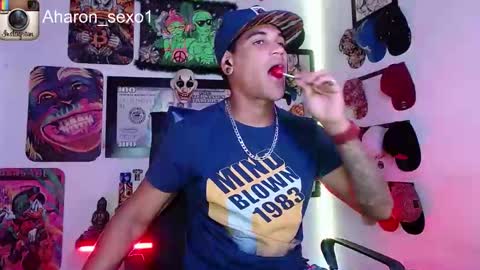 Snapshot of aharon_sexo1 chatting on January 20, 3:15 am Aharon Zamora online show from January 20, 3:15 am
