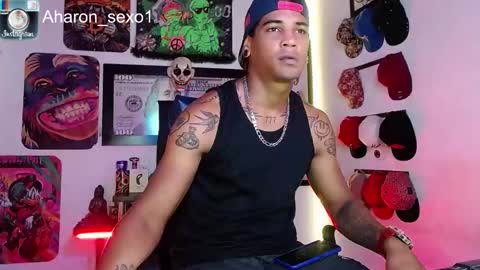 Snapshot of aharon_sexo1 chatting on January 21, 3:37 am Aharon Zamora online show from January 21, 3:37 am