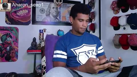 Snapshot of aharon_sexo1 chatting on January 28, 7:00 pm Aharon Zamora online show from January 28, 7:00 pm