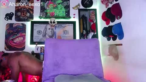 Snapshot of aharon_sexo1 chatting on February 27, 7:01 am Aharon Zamora online show from February 27, 7:01 am