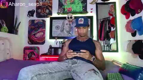 Snapshot of aharon_sexo1 chatting on March 5, 10:21 pm Aharon Zamora online show from March 5, 10:21 pm