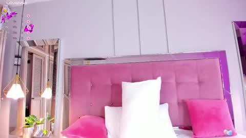 AHINOA online show from February 19, 2:23 am