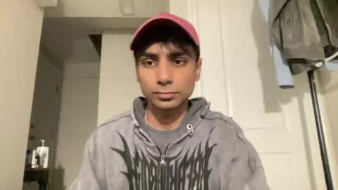 Snapshot of ahmedkhan632131 chatting on May 8, 12:49 am Dylan online show from May 8, 12:49 am