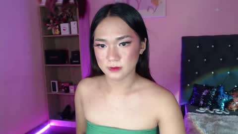 Snapshot of ahmrigrande chatting on December 11, 7:03 pm Ahmri online show from December 11, 7:03 pm