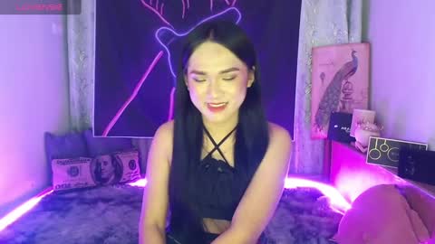 Snapshot of ahmrigrande chatting on February 23, 3:40 pm Ahmri online show from February 23, 3:40 pm