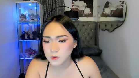 Snapshot of ahmrigrande chatting on October 28, 6:10 pm Ahmri online show from October 28, 6:10 pm