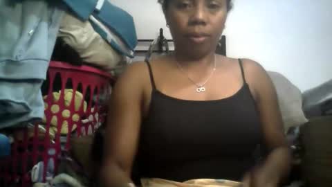 Aicha boobs online show from May 29, 1:58 am