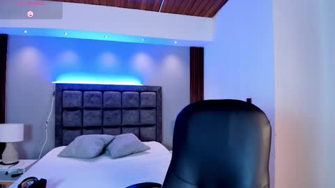 aidajoness online show from February 18, 12:01 pm