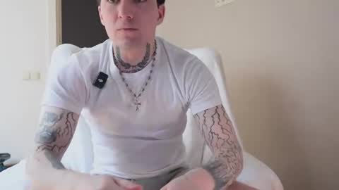 aiden_kristofer online show from July 1, 10:39 am