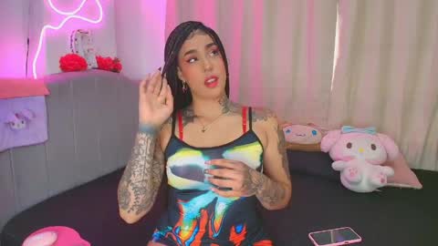 Aihnoa online show from May 2, 7:19 pm
