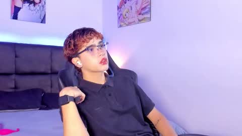 Aiden  online show from October 8, 12:03 pm