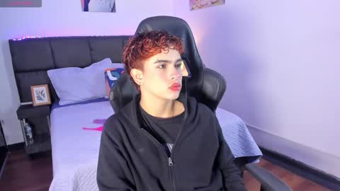 Aiden  online show from November 14, 1:10 pm