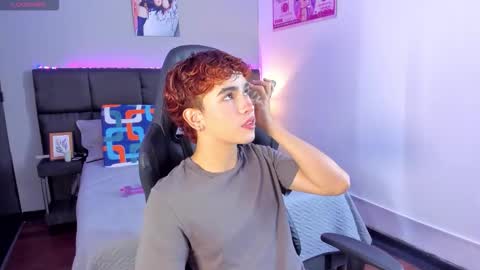 Aiden  online show from December 16, 12:32 pm