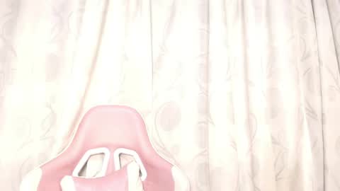 Snapshot of aiilynn_1 chatting on May 25, 10:27 pm Ailyn online show from May 25, 10:27 pm
