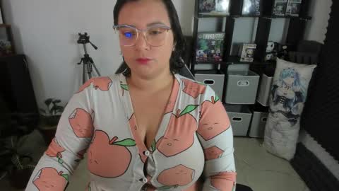 Catalina online show from December 22, 12:27 pm