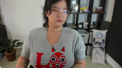 Catalina online show from February 20, 1:30 pm