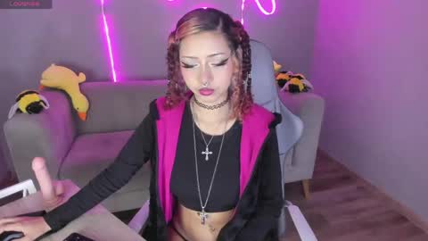 Snapshot of aikoo__ chatting on May 25, 8:15 pm Aiko online show from May 25, 8:15 pm