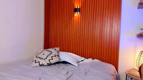 aikopum online show from September 18, 12:18 pm